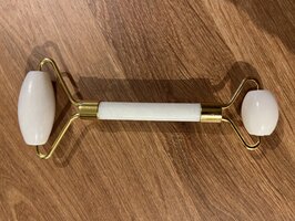 Massageroller voor het gelaat - Witte Jade